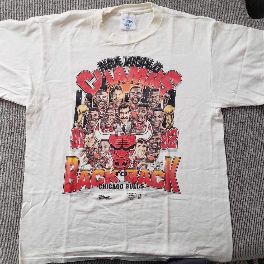 NEVER WORN '91-'92 Chicago Bulls Championsip tee-shirt size Large
